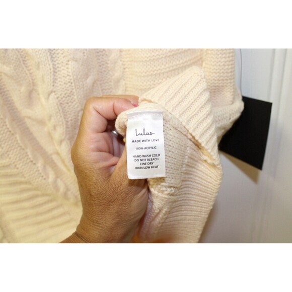 Lulus NWT Cable Knit Sweater Skirt Stretchy Elastic Waist Lightweight Size M - Picture 8 of 9